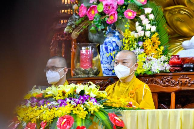 Lễ hằng thuận của chú rể Đình Lợi và cô dâu Hiếu Hòa tại điện Phật chùa Giác Ngộ