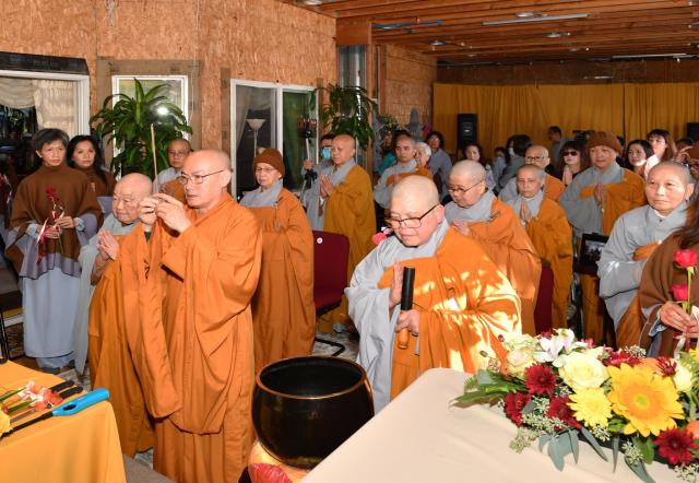 Thiền Viện Vô Ưu, California (Hoa Kỳ): Kỷ Niệm Sinh Nhật Lần Thứ 19