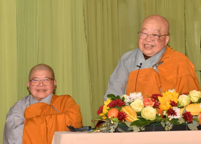 Thiền Viện Vô Ưu, California (Hoa Kỳ): Kỷ Niệm Sinh Nhật Lần Thứ 19