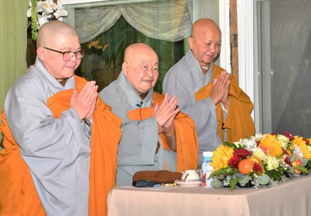Thiền Viện Vô Ưu, California (Hoa Kỳ): Kỷ Niệm Sinh Nhật Lần Thứ 19