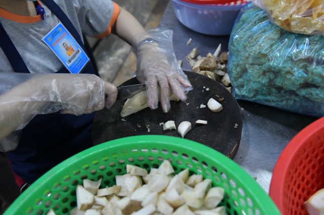 Tổng Kết Chương Trình Cúng Dường Trai Phạn Và Hộ Trì Cho Khóa Tu (GN8)