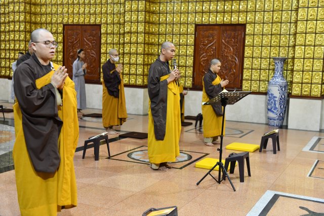 Tổng Kết Chương Trình Cúng Dường Trai Phạn Và Hộ Trì Cho Khóa Tu (GN8)