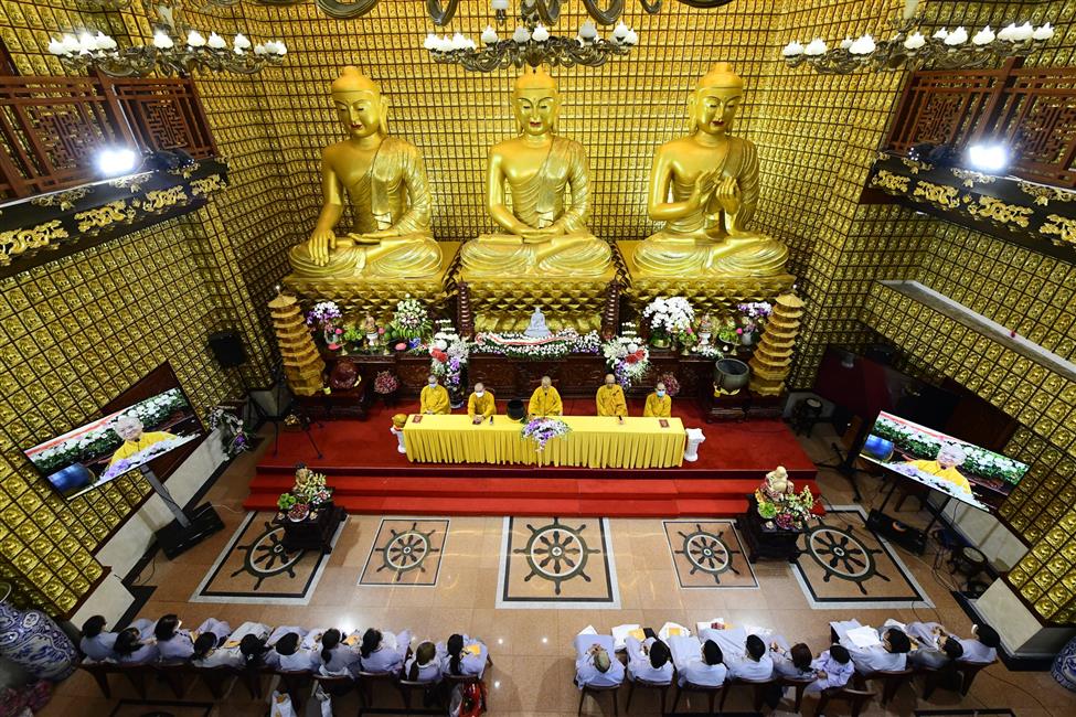 Lễ Quy y Tam bảo: Ngày chính thức trở thành con Phật