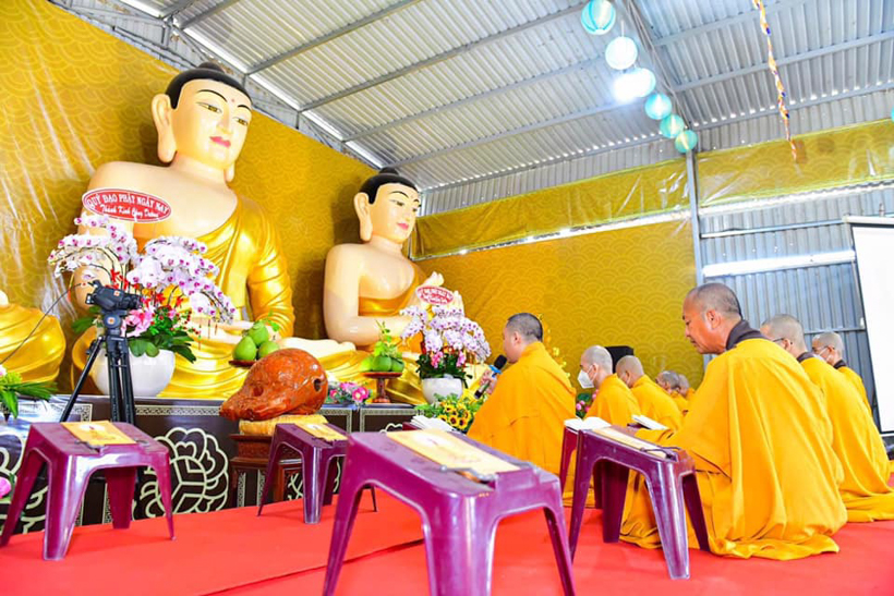 Khóa tu Tuần An Lạc: Trang nghiêm trong lễ sám hối hồng danh