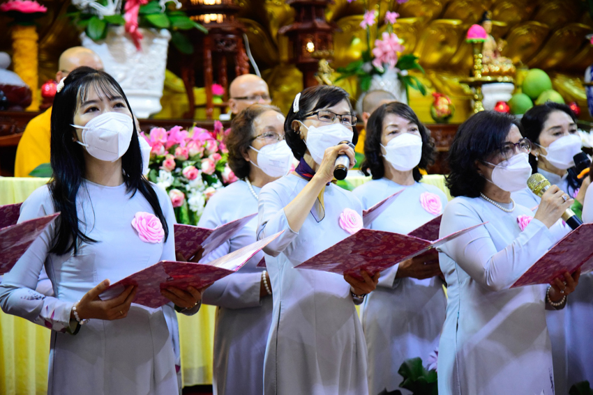 &quot;Hôn lễ dưới đài sen&quot; của chú rể Minh Trang và cô dâu Mai Ca