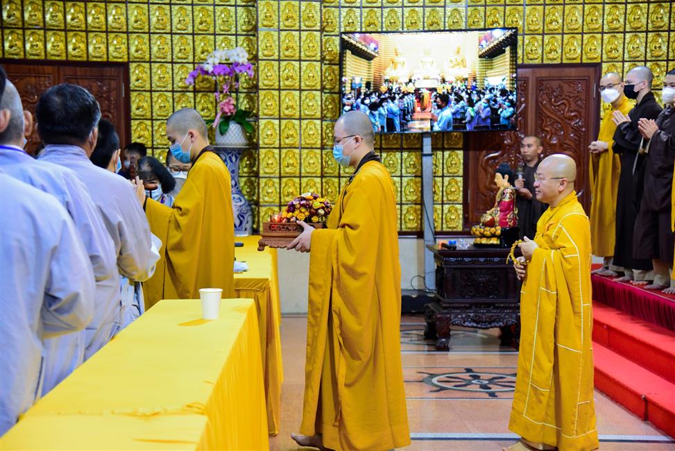 Học lại cười trong khóa tu Ngày An Lạc