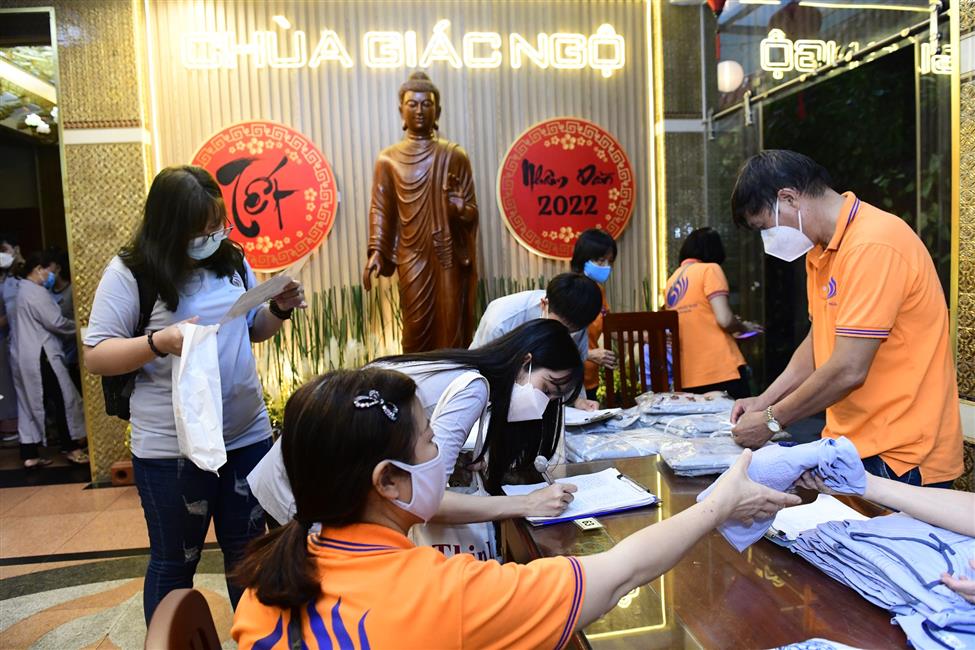 Lễ Quy y Tam bảo: Ngày chính thức trở thành con Phật