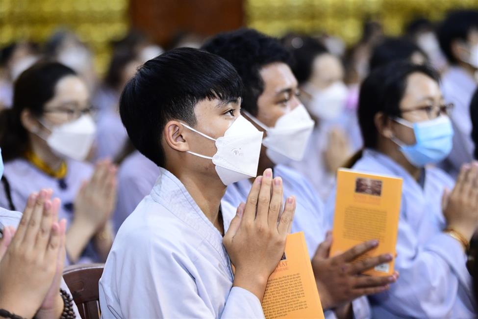 Lễ Quy y Tam bảo: Ngày chính thức trở thành con Phật