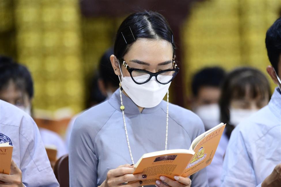 Lễ Quy y Tam bảo: Ngày chính thức trở thành con Phật