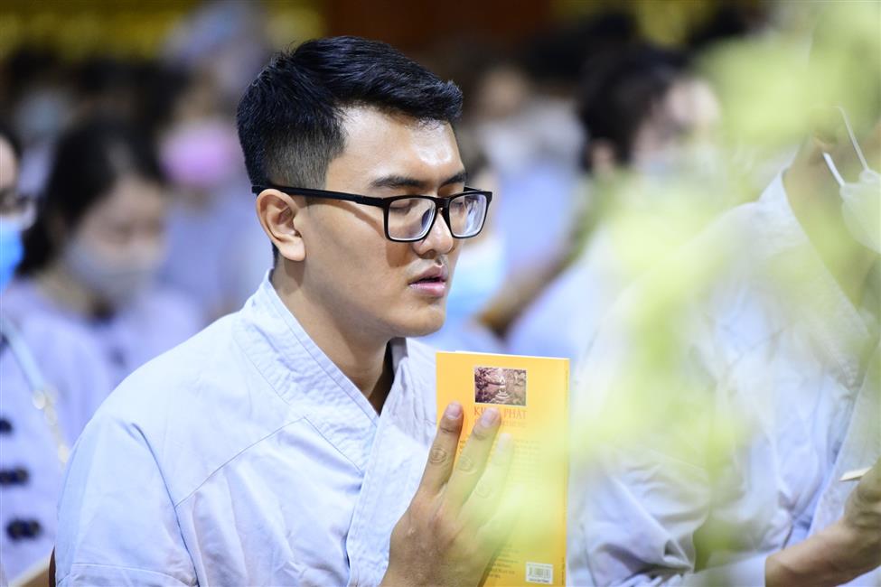 Lễ Quy y Tam bảo: Ngày chính thức trở thành con Phật