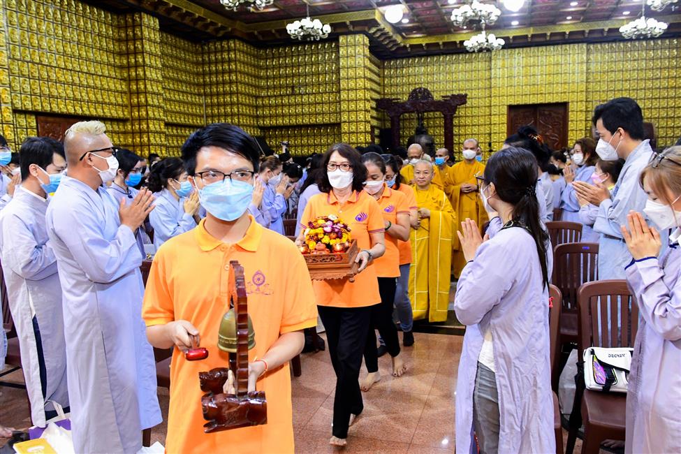 Lễ Quy y Tam bảo: Ngày chính thức trở thành con Phật