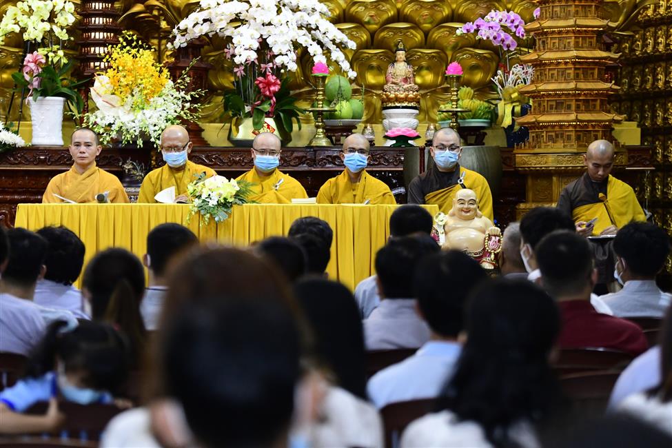 Trang nghiêm kỷ niệm Ngày Bồ-tát Quan Thế Âm đản sanh