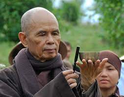 Đường Xưa Mây Trắng Bạt Ngàn