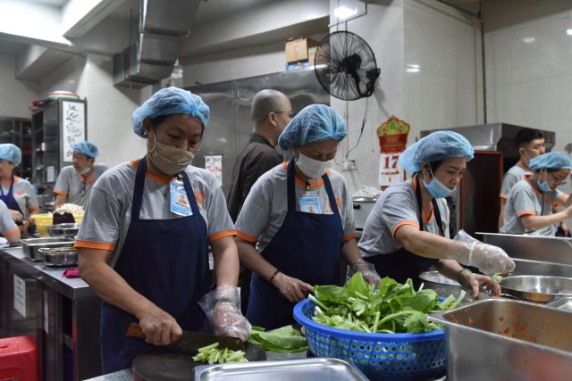 Tổng Kết Chương Trình Cúng Dường Trai Phạn Và Hộ Trì Cho Khóa Tu (GN8)