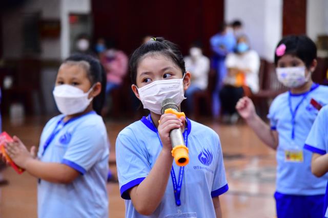 “Búp sen” trở lại chùa sinh hoạt