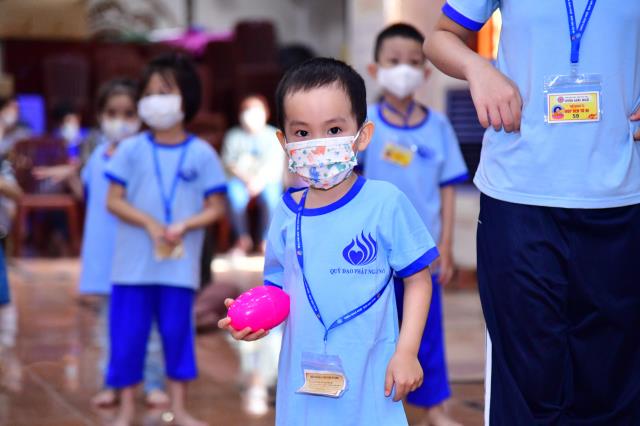 “Búp sen” trở lại chùa sinh hoạt