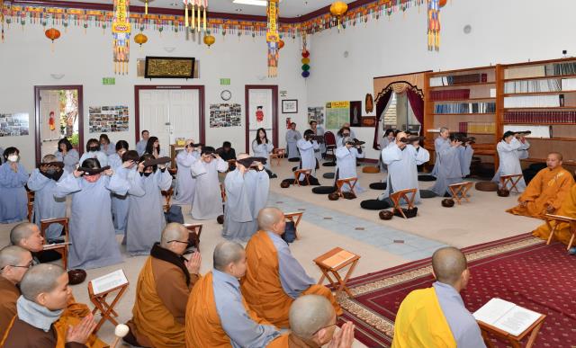 Trang Nghiêm Khóa Xuất Gia Gieo Duyên 2022 Tại Chùa Phổ Từ, Hayward, California, Hoa Kỳ