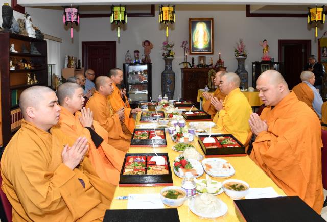 Trang Nghiêm Khóa Xuất Gia Gieo Duyên 2022 Tại Chùa Phổ Từ, Hayward, California, Hoa Kỳ