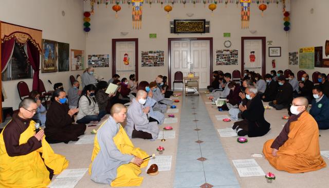 Chùa Phổ Từ, Hayward (Hoa Kỳ) Tổ Chức Đêm Thắp Nến Cầu Nguyện Thiền Sư Thích Nhất Hạnh