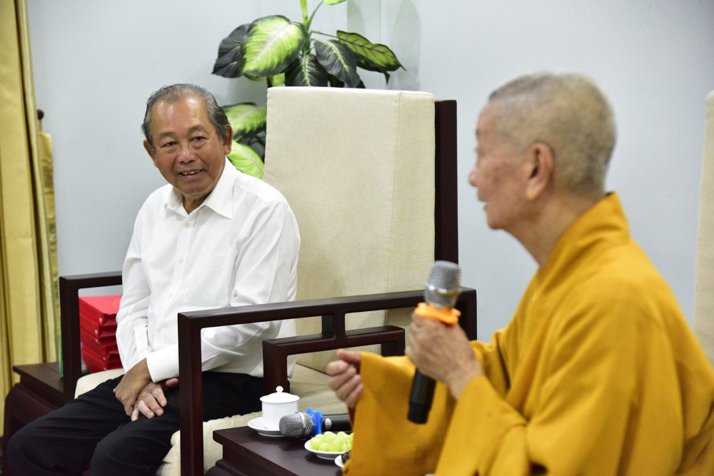 Nguyên phó thủ tướng thường trực Trương Hòa Bình cúng dường tượng Phật 6m đến Học viện Phật giáo Việt Nam tại TP. HCM