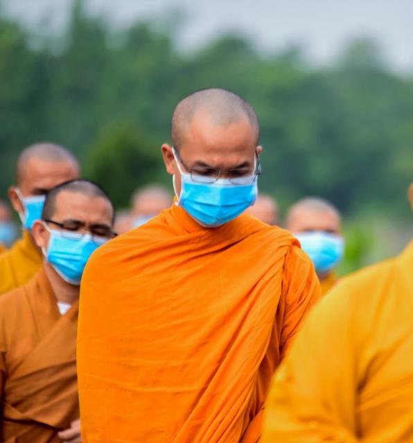 Đức Trưởng lão quyền Pháp chủ Thích Trí Quảng khai pháp trong khóa An cư của Học viện PGVN tại TP. HCM