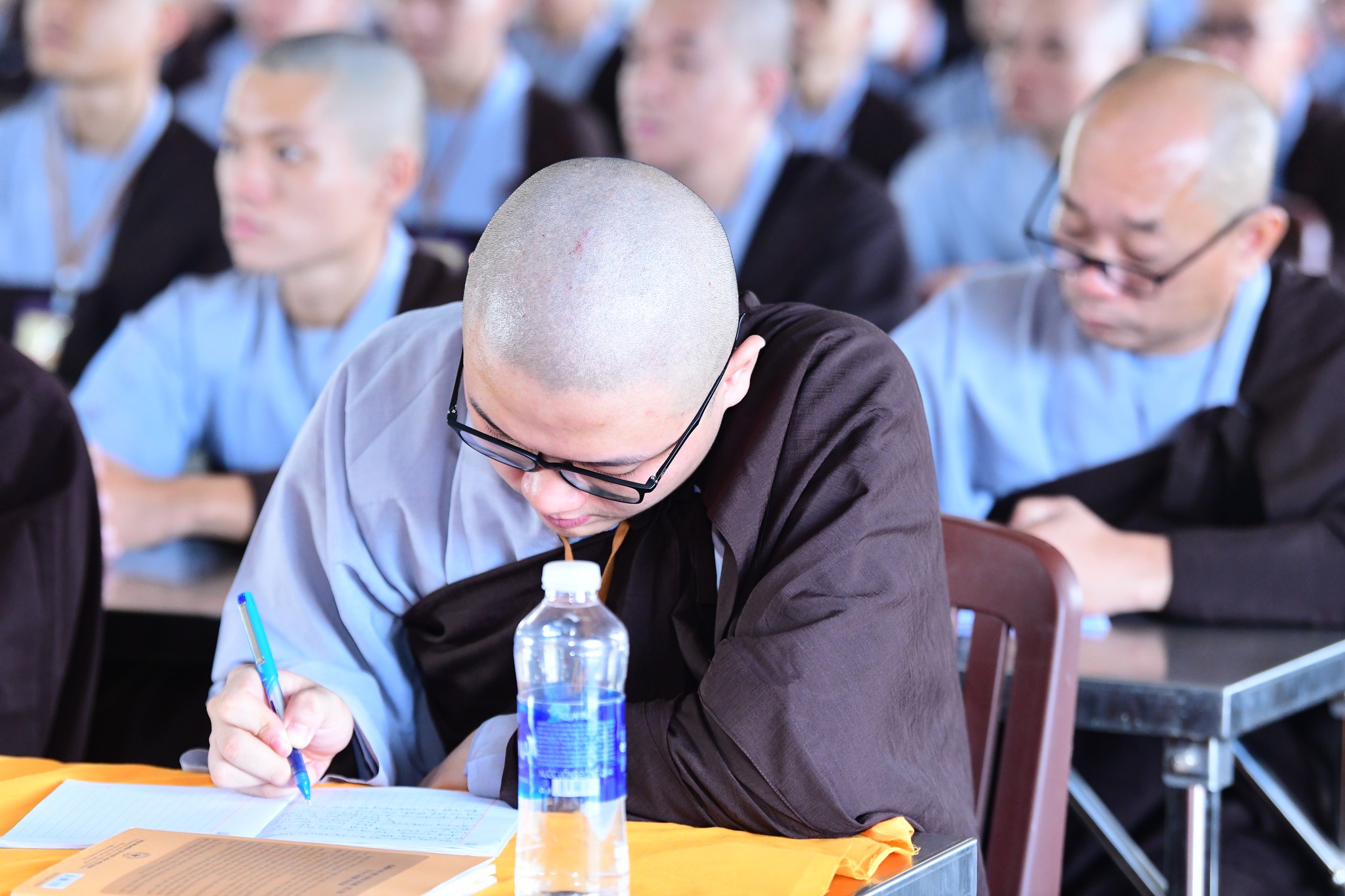 Tăng ly chúng tăng tàn - Hổ ly sơn hổ bại