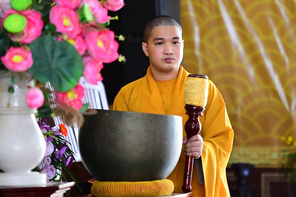 Chùa Quan Âm Đông Hải: Sư Giác Hoàng chia sẻ đề tài &quot;Hành Bồ-tát đạo&quot;