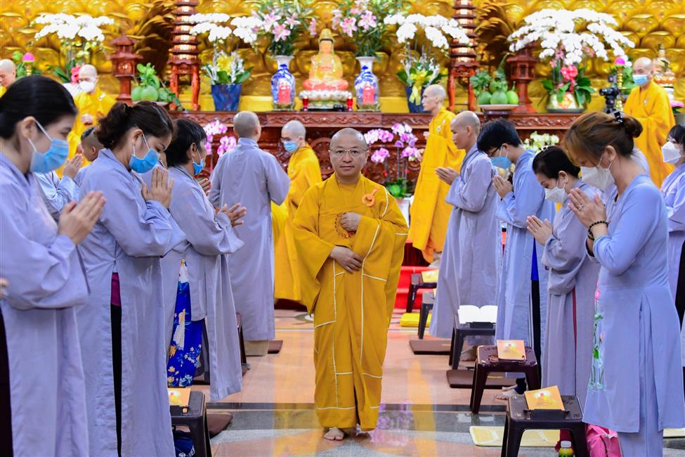 Tiếp thêm niềm tin để vươn lên trong cuộc sống qua việc sám hối