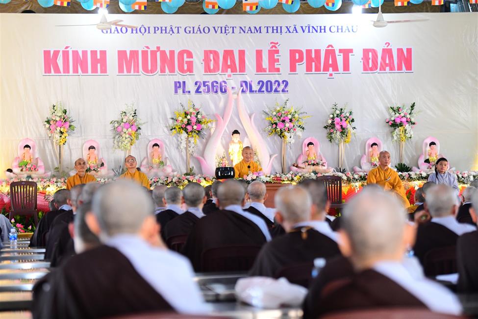 Chùa Quan Âm Đông Hải: Xây dựng nền tảng để trở thành người tu Phật chân chính