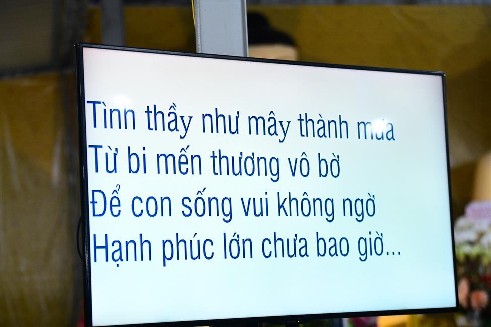 Đêm thiền trà: Ngồi cùng nhau lắng nghe những tâm tình