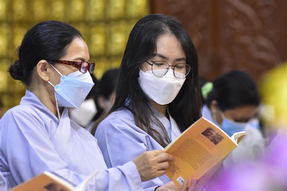 Chùa Giác Ngộ: Gần 650 người tham dự lễ làm con Phật (đợt tháng 4/2022)