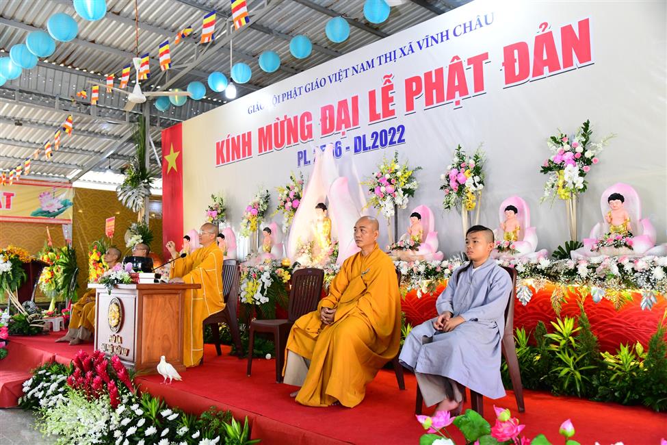 Chùa Quan Âm Đông Hải: Xây dựng nền tảng để trở thành người tu Phật chân chính