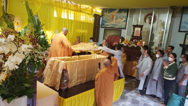 Khánh Hòa: Lễ nhập kim quan cố Ni trưởng Thích nữ Như Minh.