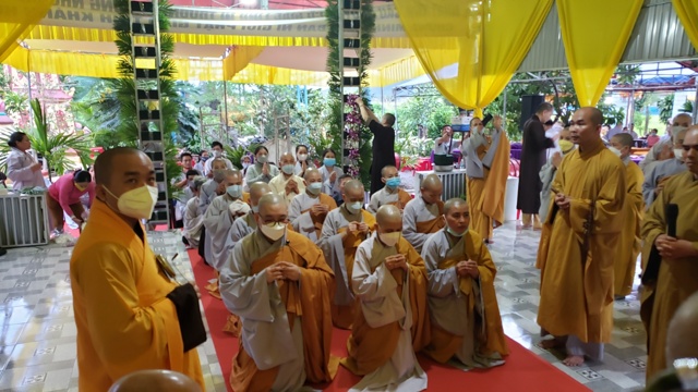 Khánh Hòa: Lễ nhập kim quan cố Ni trưởng Thích nữ Như Minh.