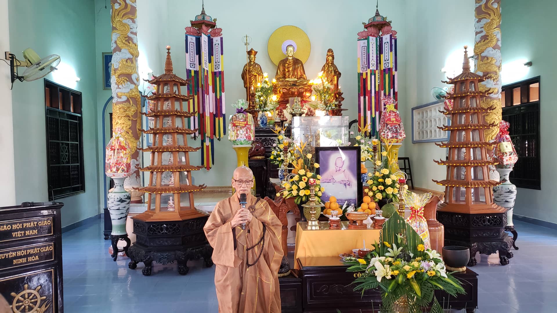 Phật giáo thị xã Ninh Hòa tưởng niệm Bồ-tát Thích Quảng Đức.