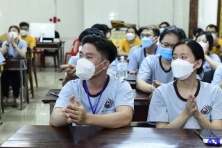 Hỗ Trợ Áo Thun Cho Các Khóa Tu Của Chùa Giác Ngộ (C241)