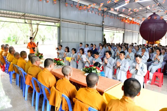Cúng Dường Trường Hạ Các Tỉnh Miền Đông Nam Bộ (C286)