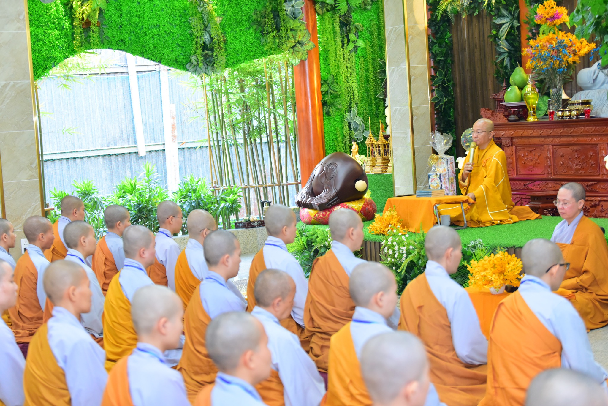Pháp thoại &quot;Lợi ích của người biết tu tập&quot;