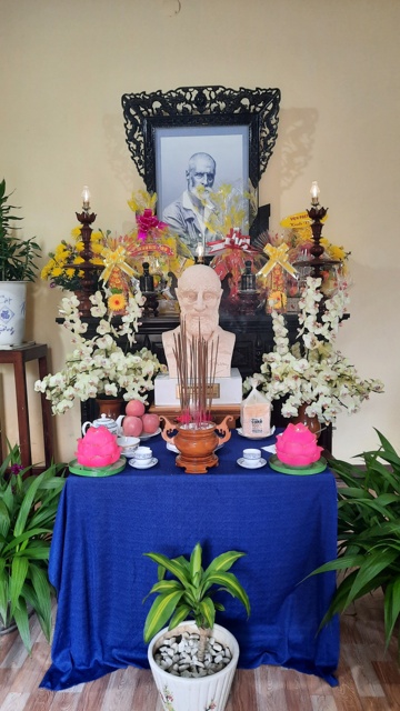 Chùa Linh Sơn Pháp Ấn tưởng niệm 80 ngày mất của bác sĩ Alexandre Yersin
