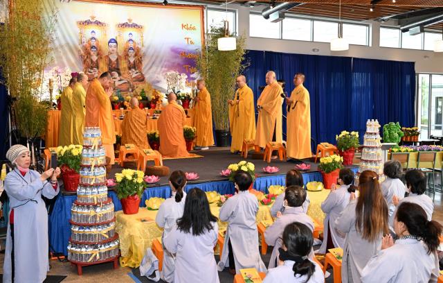 San Jose, Hoa Kỳ. Khóa tu: Nương tựa Chánh pháp - Pháp hội Dược Sư Thất Châu