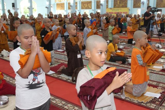 Đồng Nai: Trang Nghiêm Lễ Xuất Gia Gieo Duyên Lần Thứ 15 Tại TV Phước Sơn