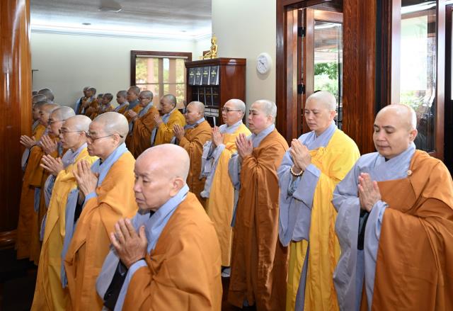 Tịnh Nghiệp Đạo Tràng An Cư Kiết Hạ Chư Tăng, Ni Miền Bắc California, Hoa Kỳ.