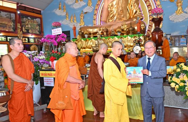 Thiền viện Phước Sơn, Đồng Nai tổ chức Lễ ra mắt tác phẩm “Chùa Nam Tông người Việt” tập 1