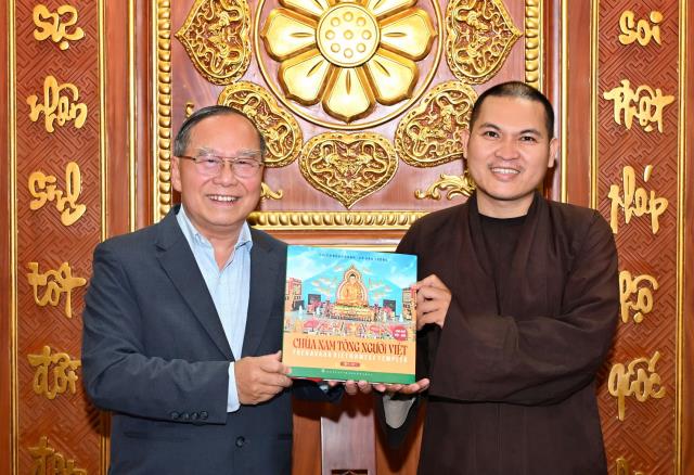 Thiền viện Phước Sơn, Đồng Nai tổ chức Lễ ra mắt tác phẩm “Chùa Nam Tông người Việt” tập 1