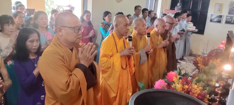 Chùa Linh Sơn Pháp Ấn tưởng niệm 160 năm ngày sinh của bác sĩ Alexandre Yersin