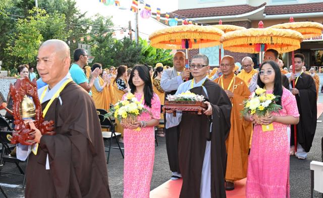 Chùa An Lạc, Indiana, Hoa Kỳ long trọng tổ chức Đại lễ An vị Thánh Tổ Kiều Đàm Di và chư Thánh Ni vào lúc 18h ngày 09/9/2023