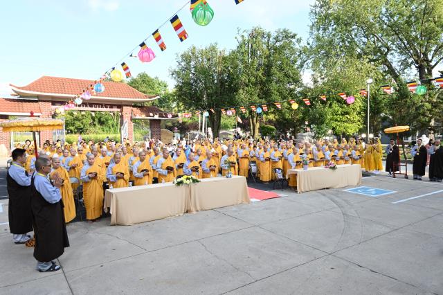 Chùa An Lạc, Indiana, Hoa Kỳ long trọng tổ chức Đại lễ An vị Thánh Tổ Kiều Đàm Di và chư Thánh Ni vào lúc 18h ngày 09/9/2023