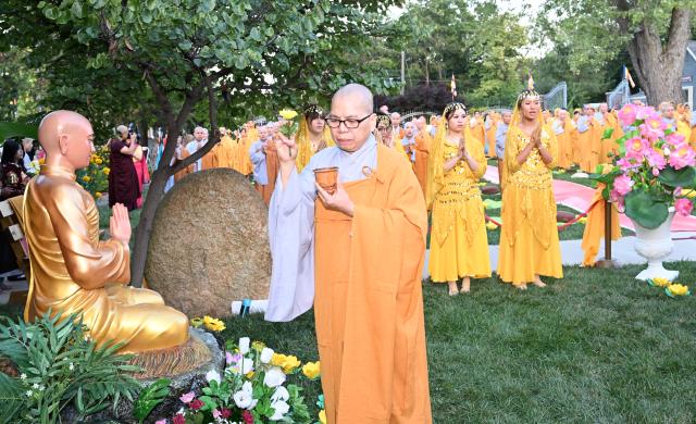 Chùa An Lạc, Indiana, Hoa Kỳ long trọng tổ chức Đại lễ An vị Thánh Tổ Kiều Đàm Di và chư Thánh Ni vào lúc 18h ngày 09/9/2023