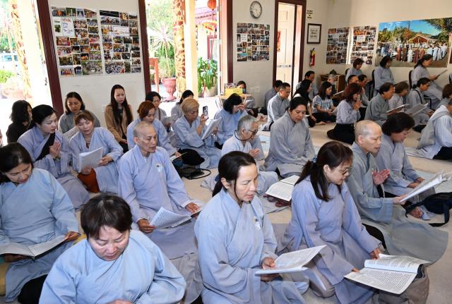 Trang Nghiêm Lễ An Cư Tập Trung Chư Tôn Đức Tăng, Ni Miền Bắc California Tại Chùa Phổ Từ, Hayward, Hoa Kỳ