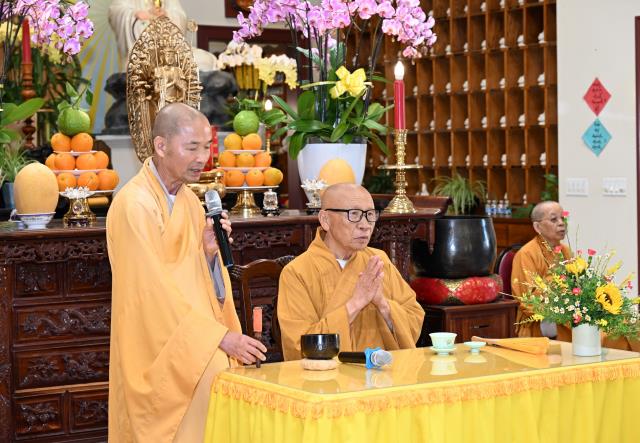 Trang Nghiêm Lễ An Cư Tập Trung Chư Tôn Đức Tăng, Ni Miền Bắc California Tại Chùa Phổ Từ, Hayward, Hoa Kỳ
